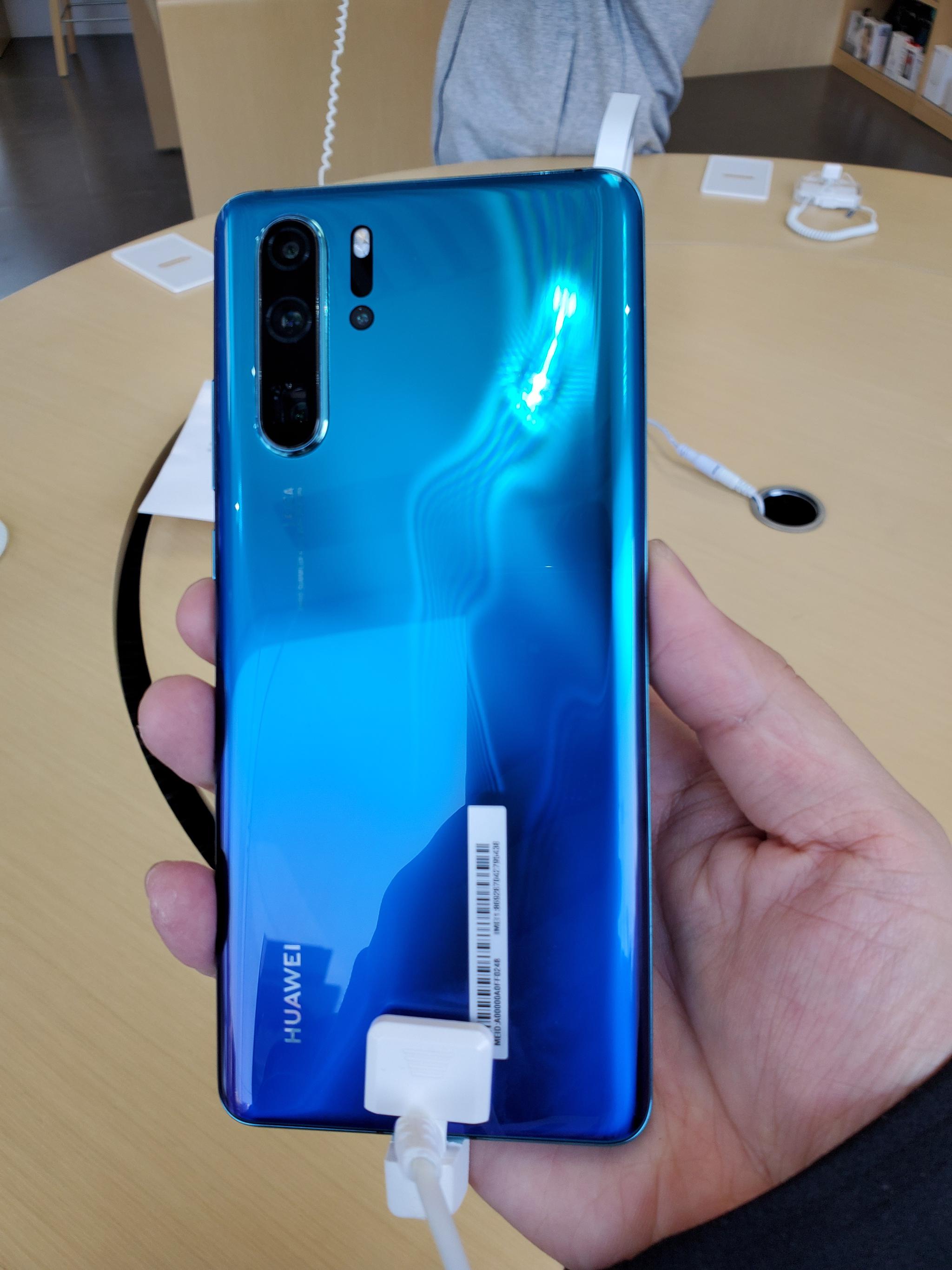 北京新中关华为店没有p30pro天空之境版展示机