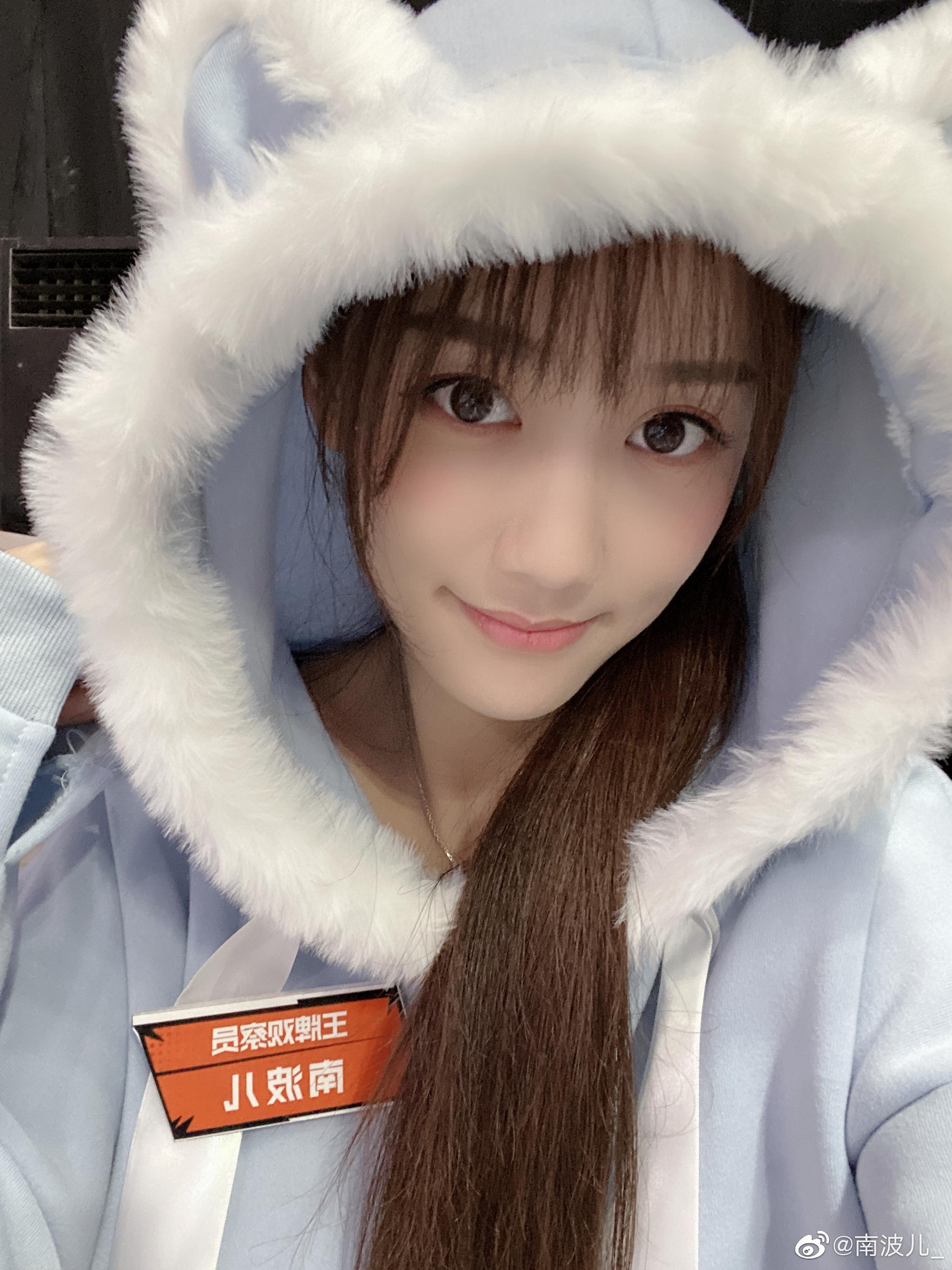 第一次来这个地方还是4年前追梦的时候身为选手来参加lol比赛
