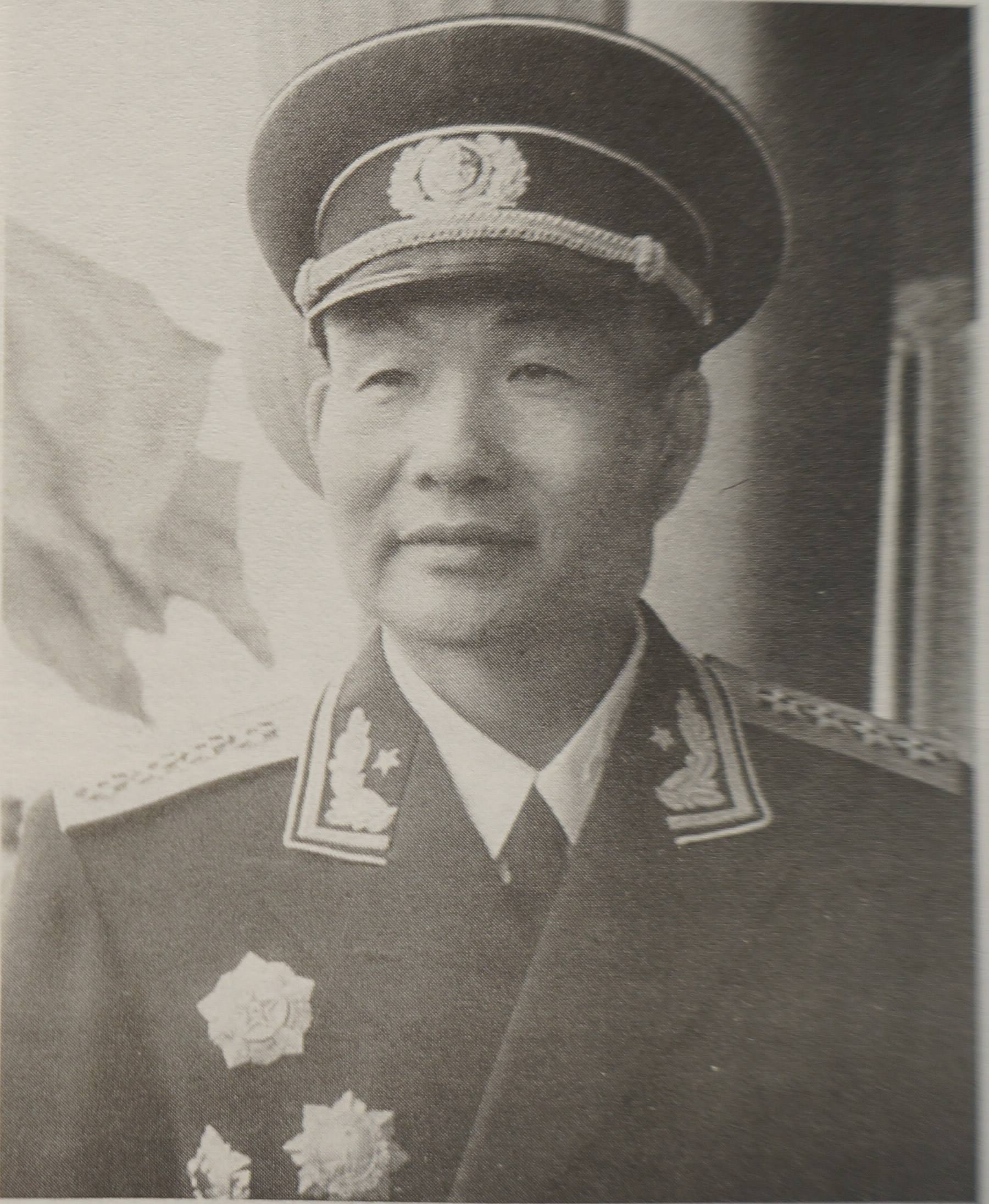 萧劲光大将,首任海军司令员.1989年3月29日在北京病逝,享年86岁.