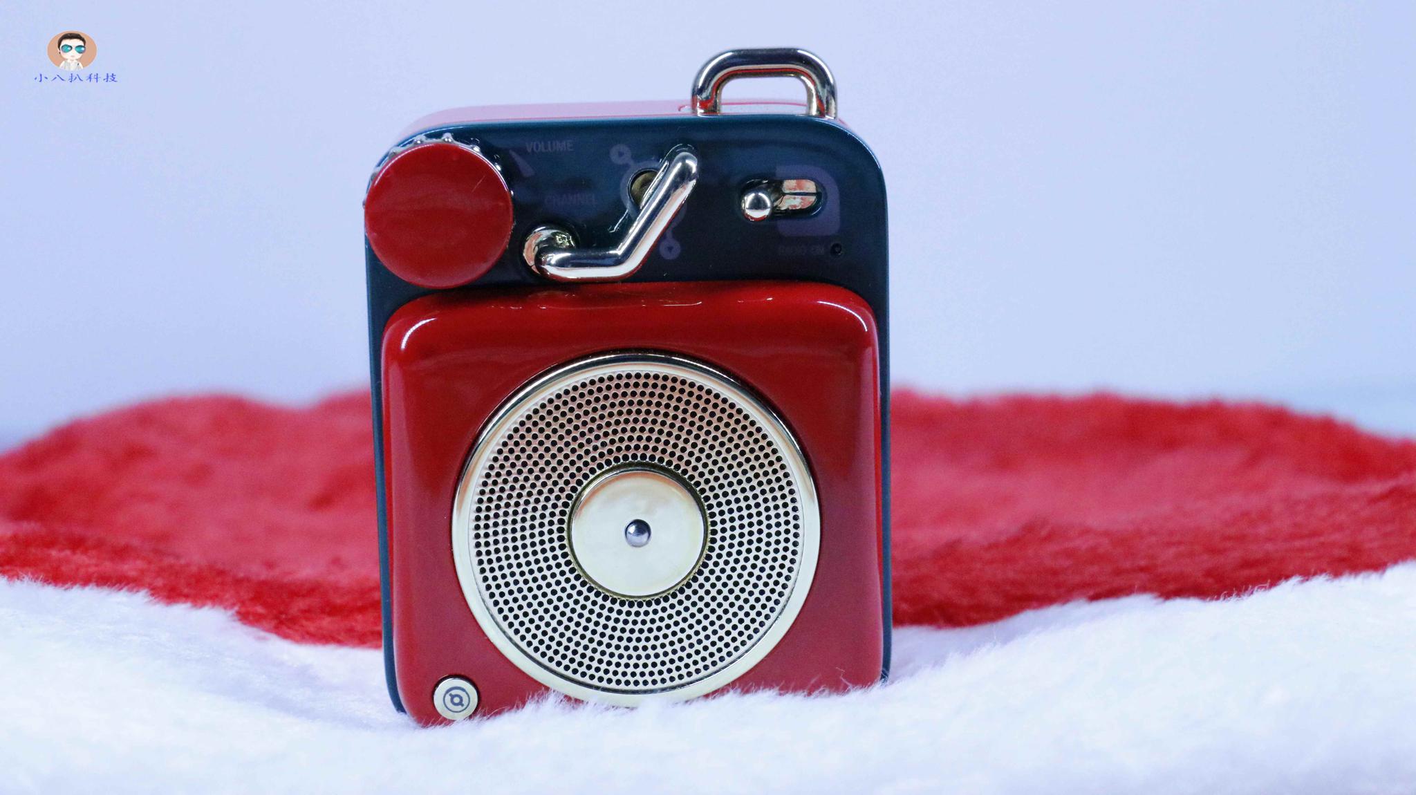 猫王原子唱机b612便携式蓝牙音箱,突如其来的圣诞节小惊喜.