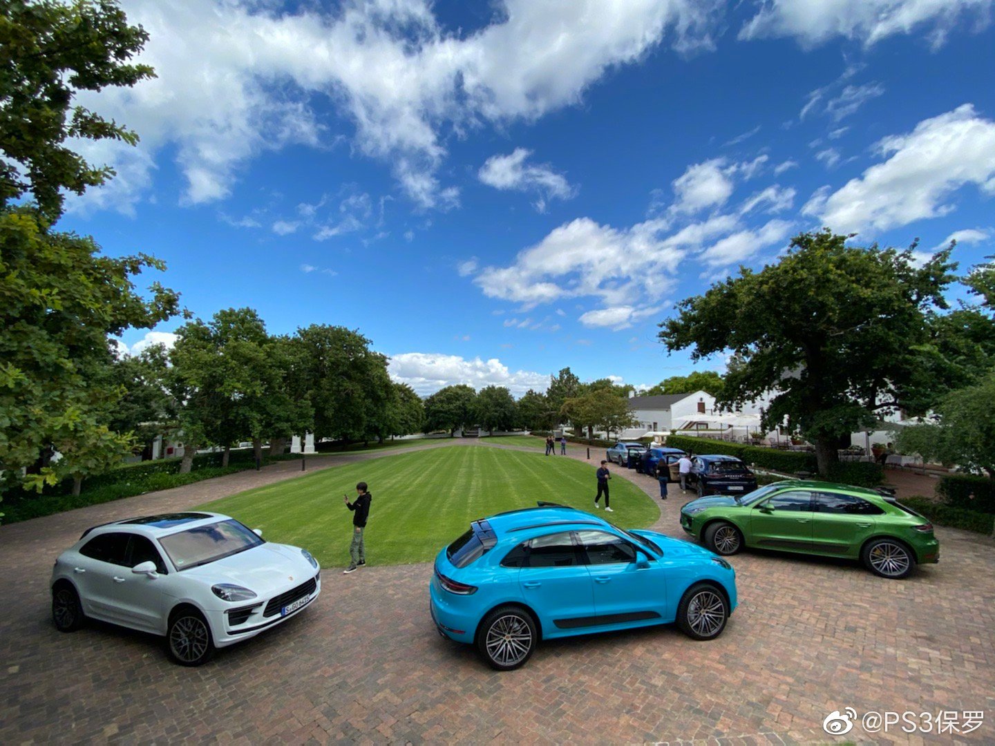 继续出发 今天天气非常好 南非的景色更像欧洲 绿色超多