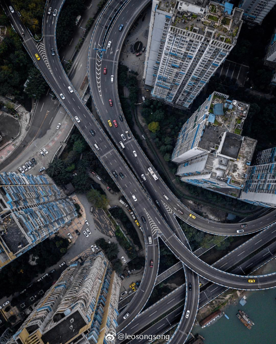 3d魔幻城市重庆一景