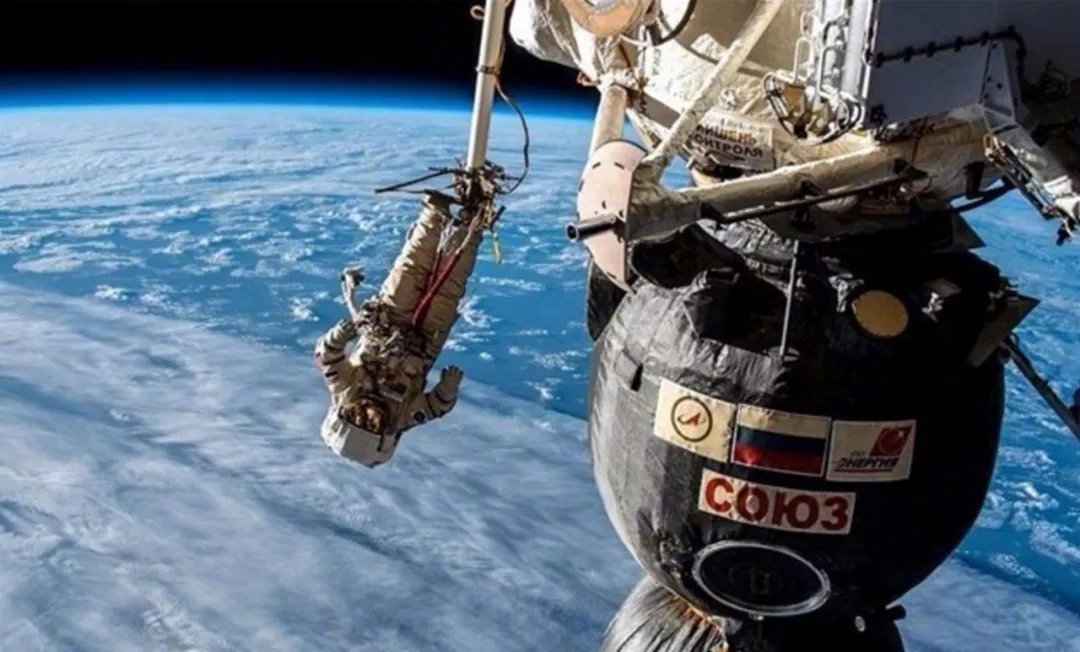 科罗廖夫的军事客厅