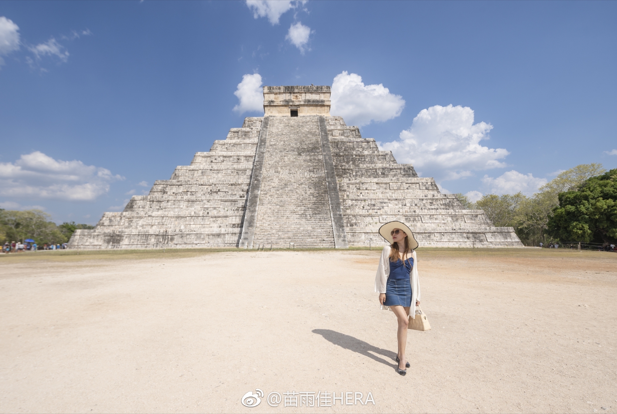 墨西哥61奇秦伊察chichenitza奇琴伊察羽蛇神金字塔位于墨