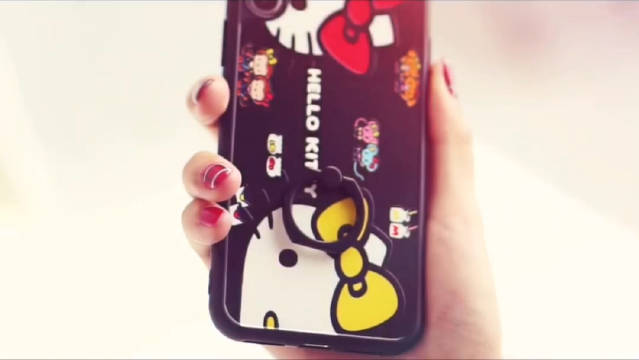 视频|LGV50:带上手机壳专注看你的小姐姐