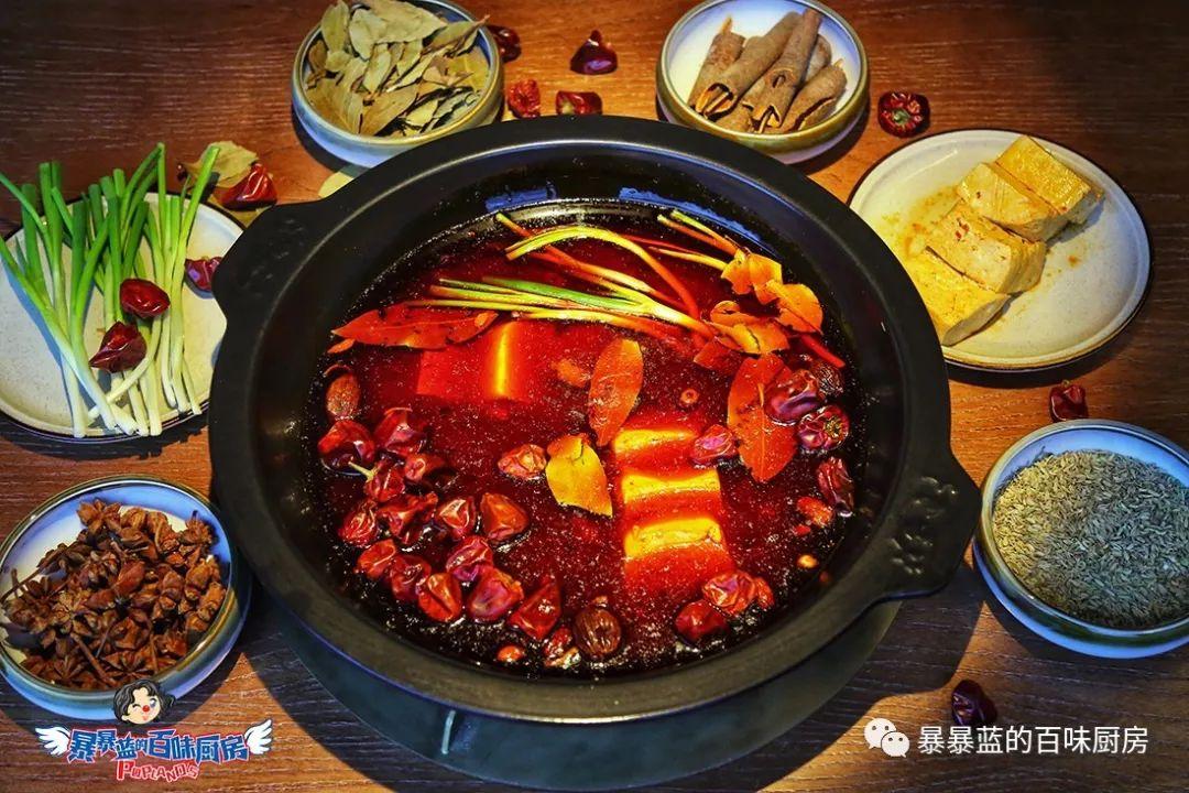 活体菌蔬配奶茶,还有鸭血做的鱼?蓝粉5折就能换个姿势吃川锅!