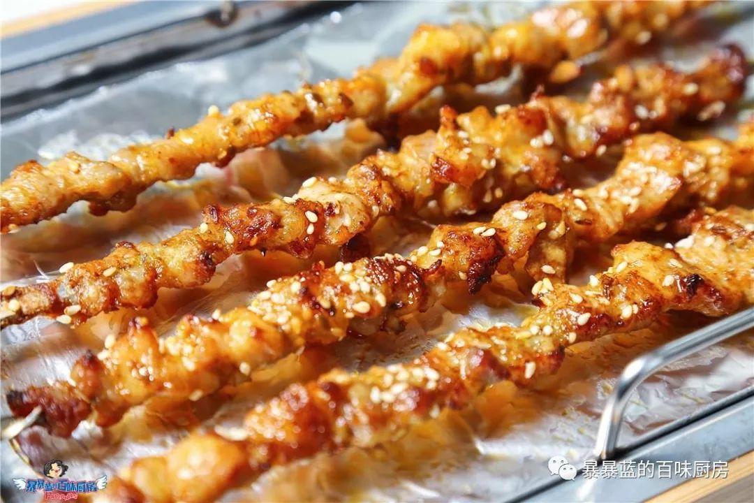 这家串店号称2019年必吃榜里的必吃榜,想吃你得走后门!