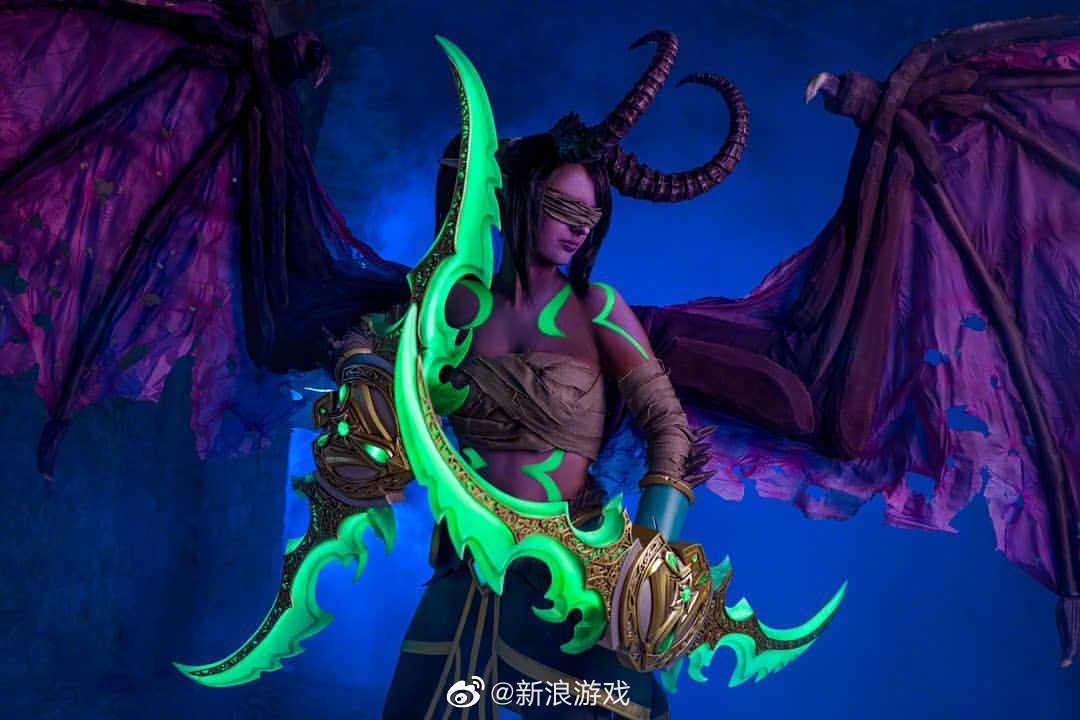 英气逼人的女版伊利丹!(coser:willow creative)