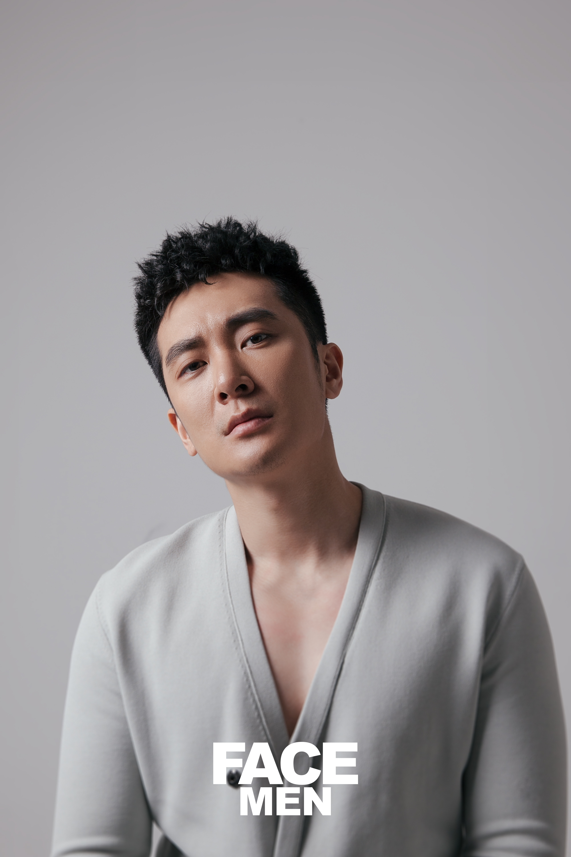 在里饰演宋阳的陆思宇身材也太好了吧有谁可以