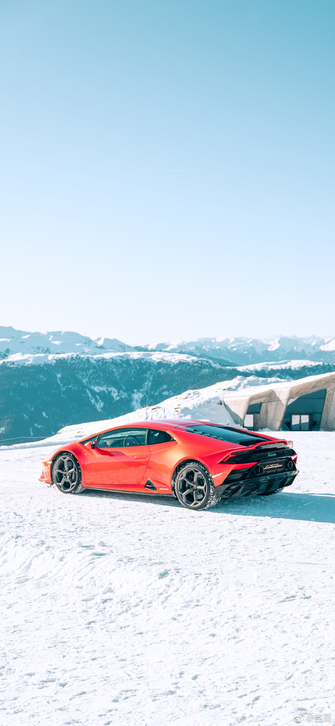 兰博基尼christmas drive,从圣亚加塔·波隆尼出发,纵行千里