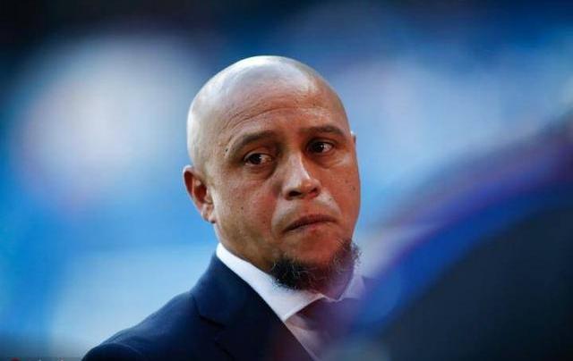 卡洛斯表示,原本c罗有可能成为巴西国脚,可惜巴西足协太自信了