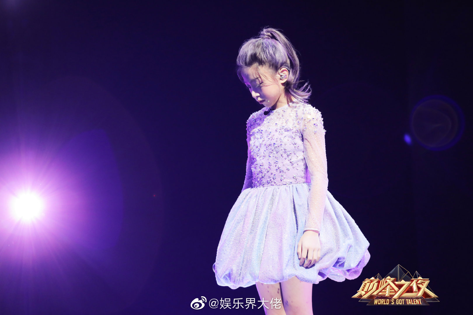 重新认识了这个"香港小巨肺"谭芷昀,歌唱的好