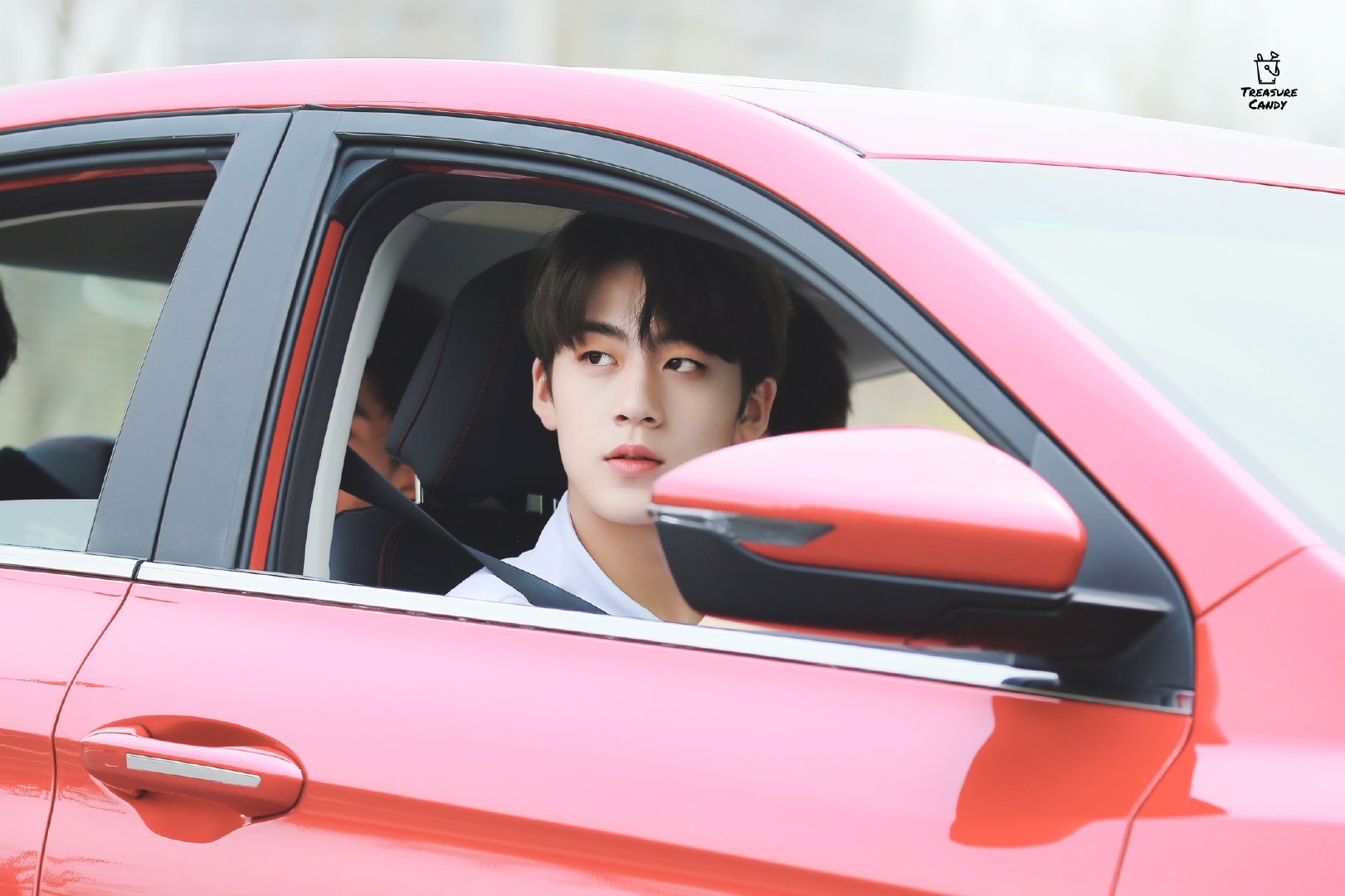 肖凯中任世豪一个超a颜值爆表一个呆萌可爱救救孩子吧