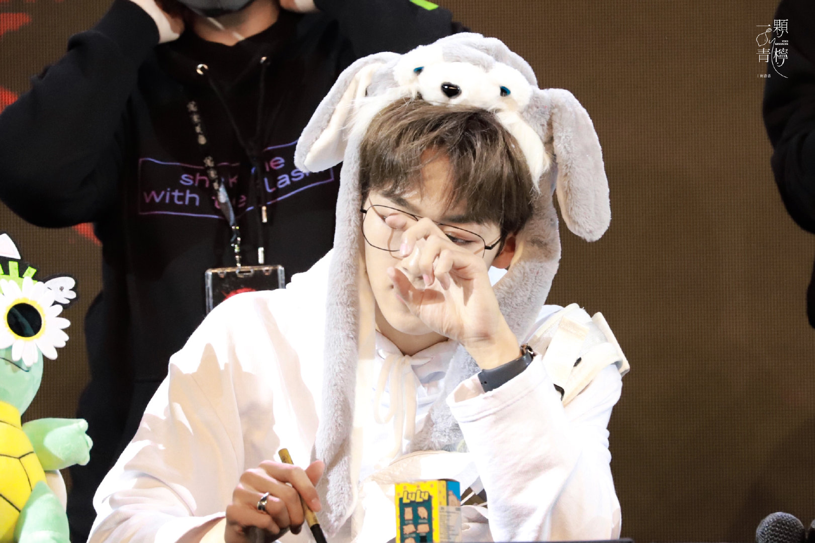 笑容超甜的可爱大男孩何洛洛了解一下这么可爱的洛洛你扛得住嘛@r1se