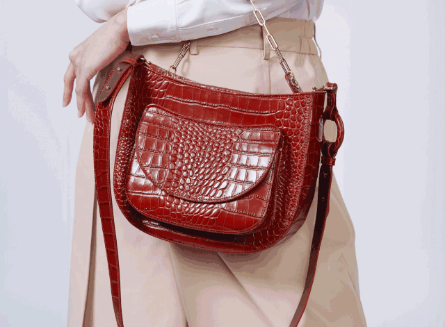 5cm尺寸,容量,重量04内袋采用咖啡色内里和竹叶织锦缎内里03链条不仅