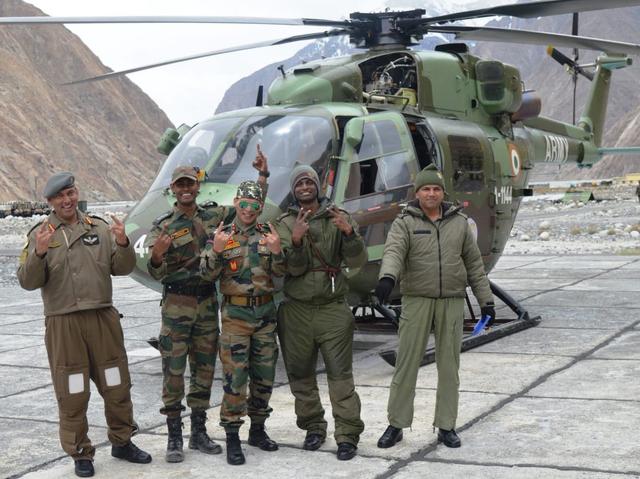 印度陆军直升机在冰川被雪埋半年,挖出后还能飞|北极星|印度陆军|冰川