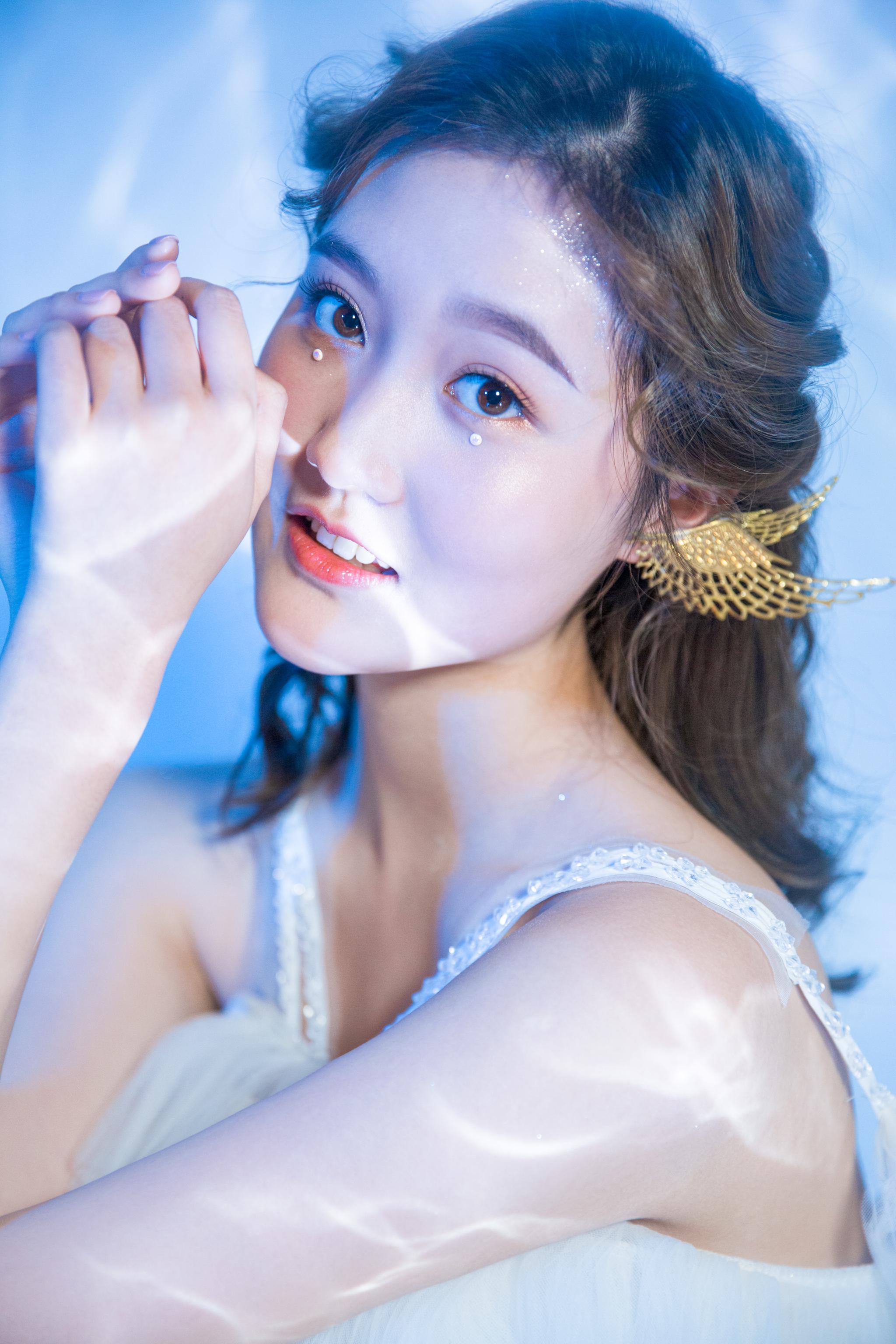 ciel_phan 重庆妹子,172,49kg,四川师范大学表演系 喜欢古筝