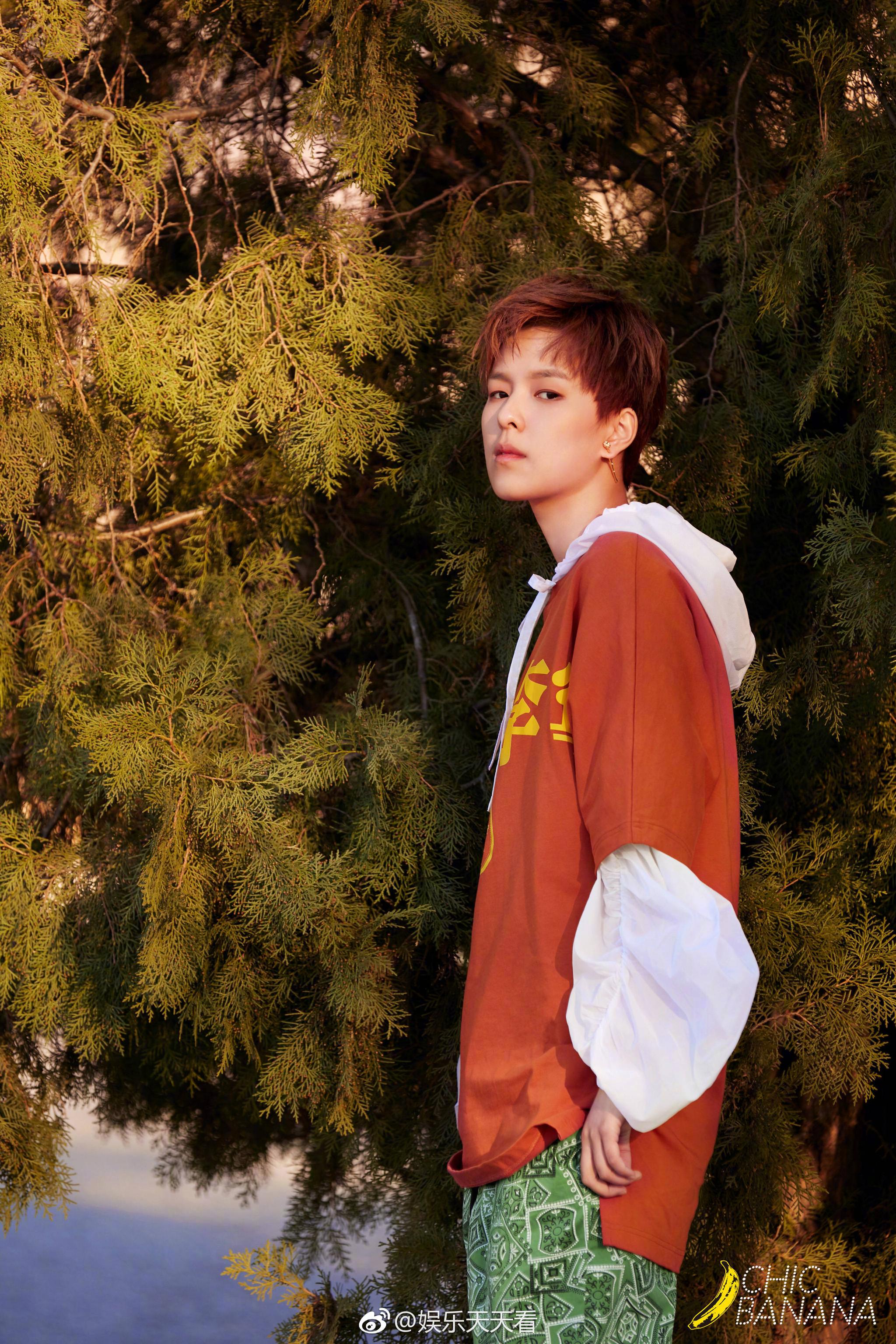 sunnee杨芸晴最新街拍look~是我们宝藏女孩没错了|杨