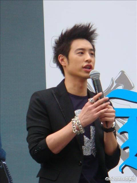 尊重潘帅的决定,顺祝潘帅在日后的音乐道路上更加辉煌