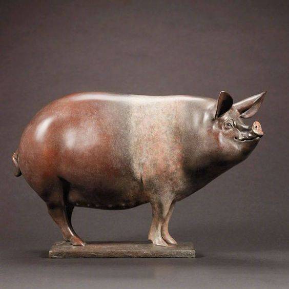 猪主题雕塑作品