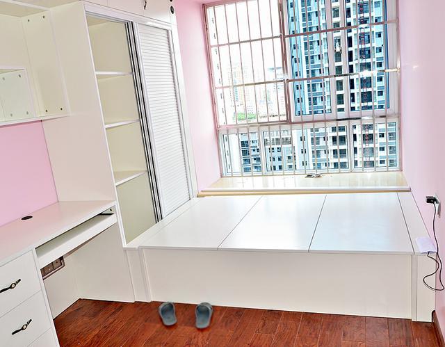 新房飘窗台都空着?太浪费!看看别人家都改成床了,谁都能睡!