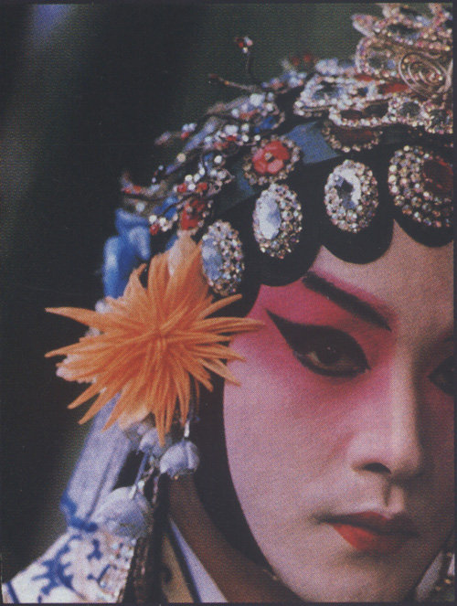 霸王别姬里风华绝代的程蝶衣哥哥张国荣的京剧扮相太美了