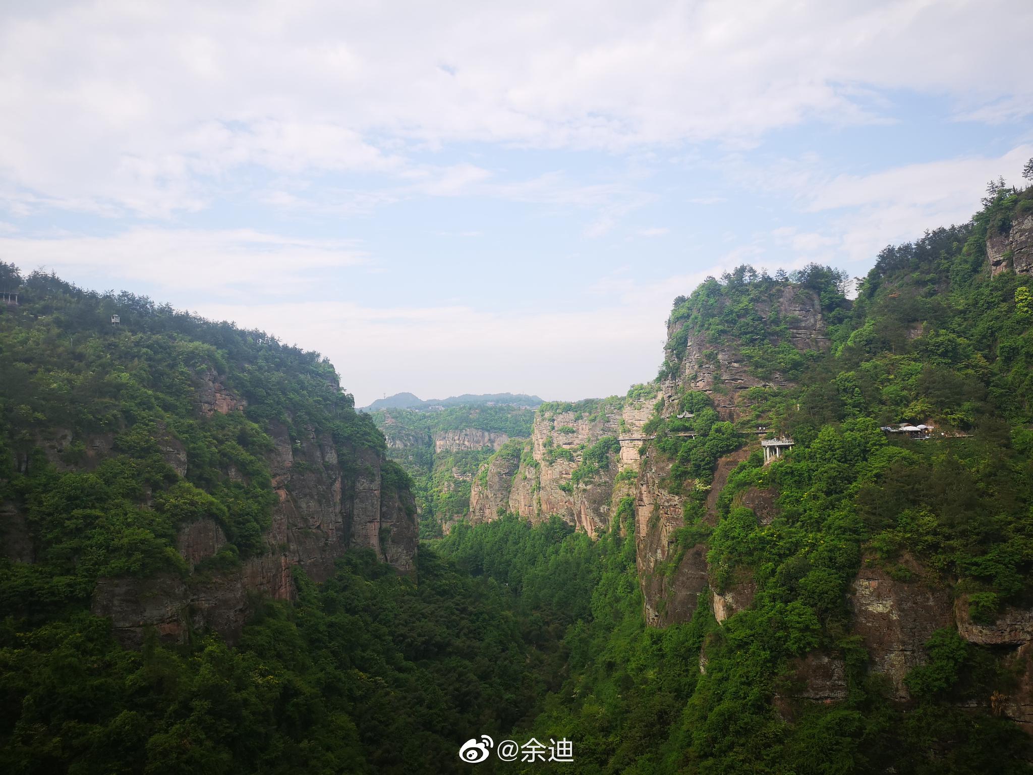 李白诗中多次提到的天姥山在哪里我想很多人都不知道吧其实