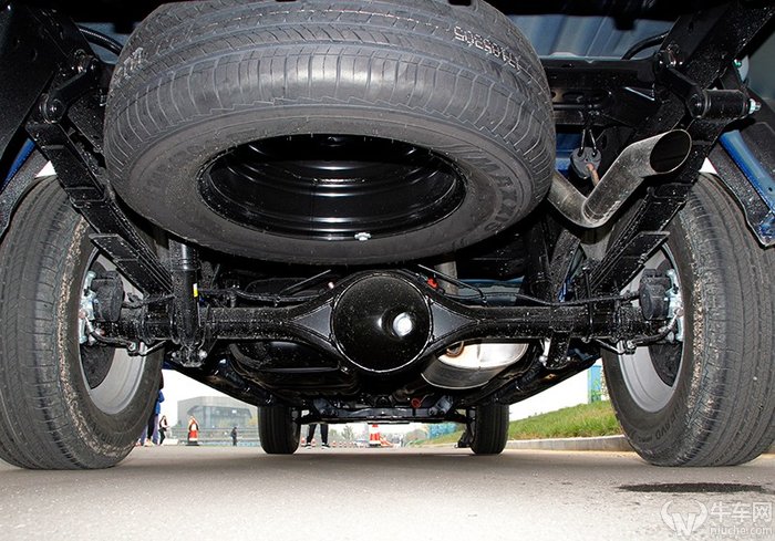 以实力颠覆传统认知 牛车网试驾长城炮商用皮卡