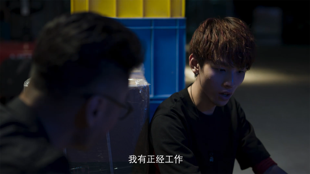 破冰行动里伍仔是很典型的人物戏份不多却意义深远