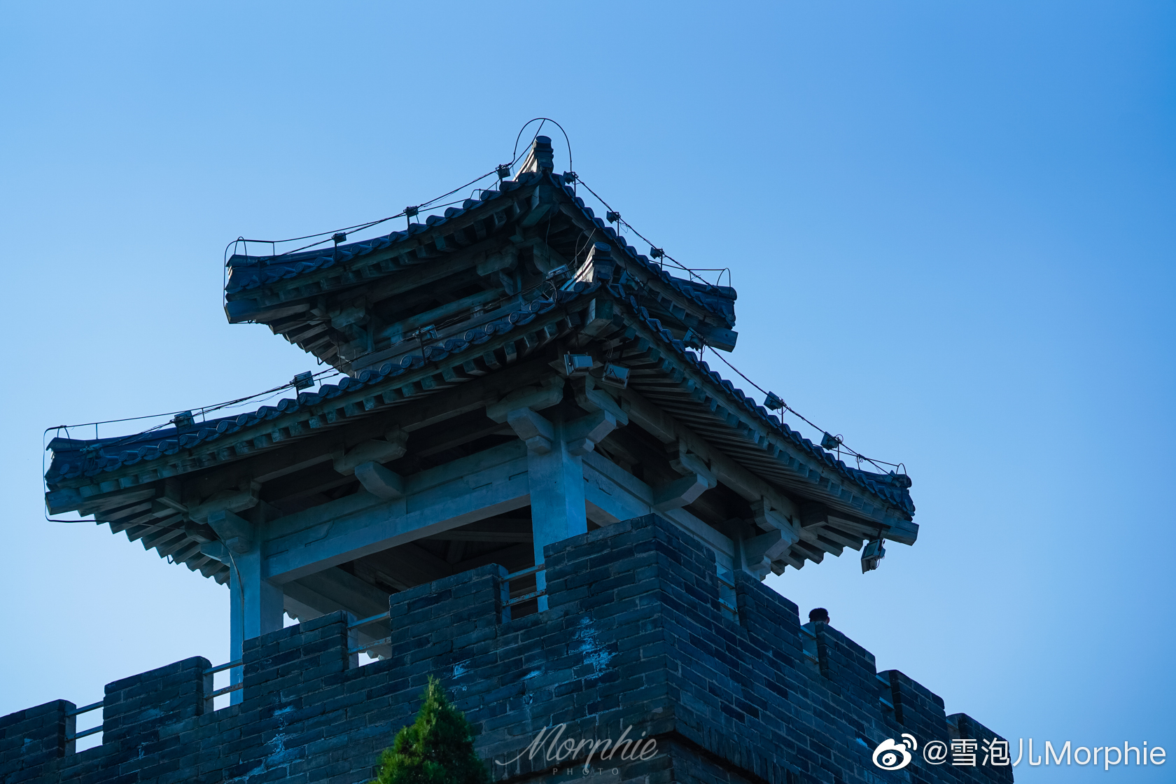 领略烽火戏诸侯的烽火台想来到骊山的制高点烽火台那就真的