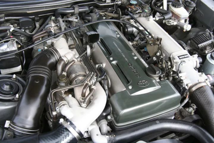 动不动就破千匹的丰田1jz和2jz发动机变种的15jz听说过吗