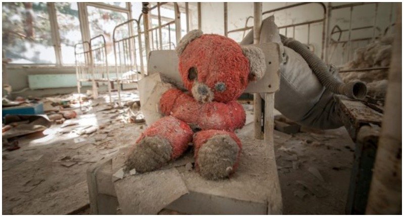 这群人生活在世界核禁区,那里动物基因突变,土壤释放大量辐射!