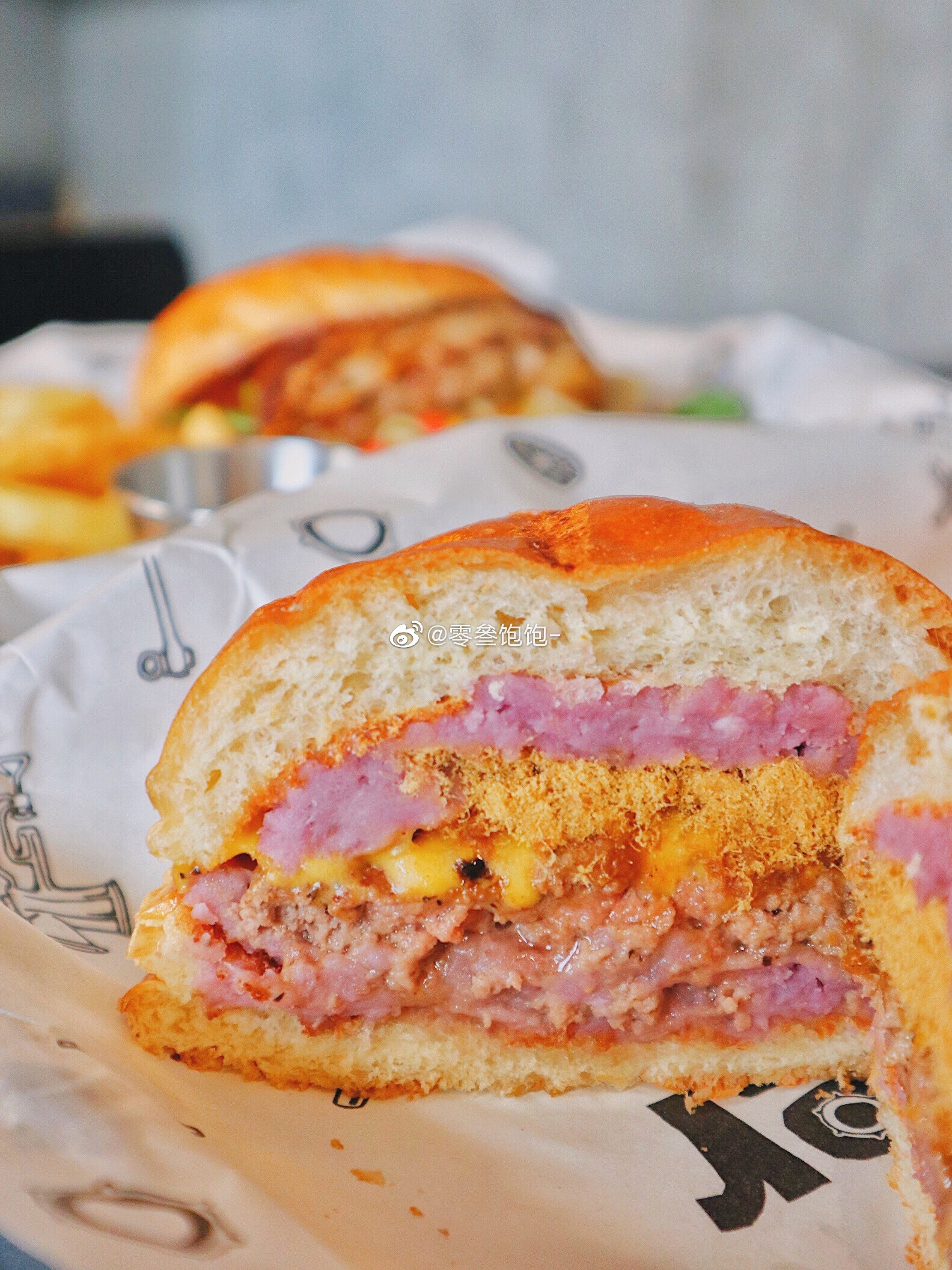 终于喜提了绞肉机的芋泥肉松汉堡