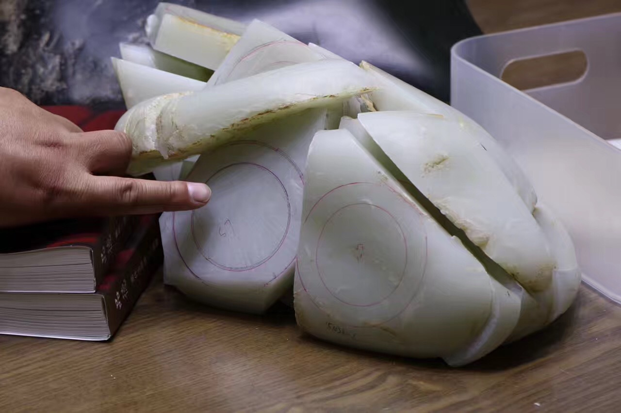 探秘高效的和田玉切割工艺——线切割|和田|玉石|切割机_新浪新闻