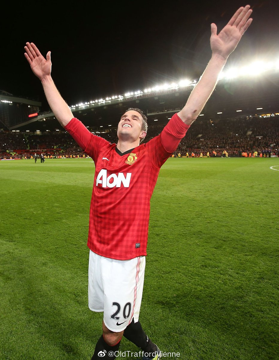 范佩西回忆曼联时光(终篇):赛季的成功离不开每一名球员