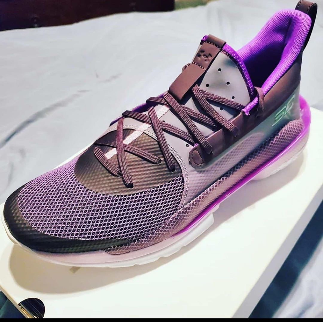 curry 7 international women's day