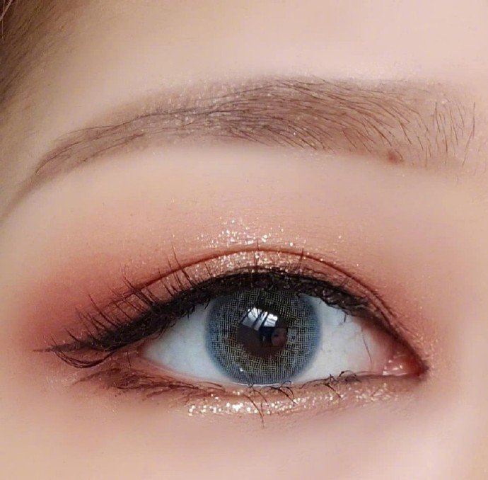 韩国美妆博主的超美眼妆妆容