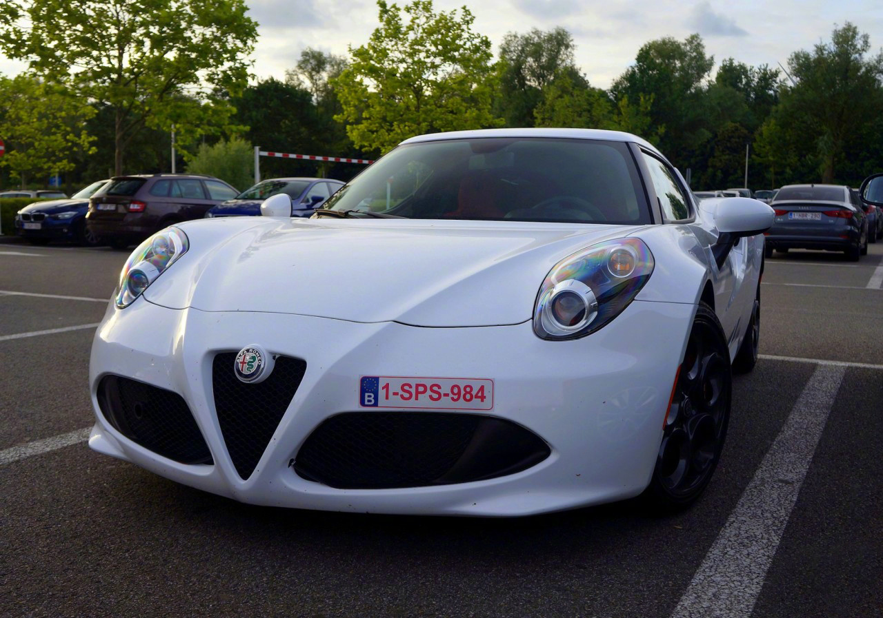 阿尔法罗密欧4c