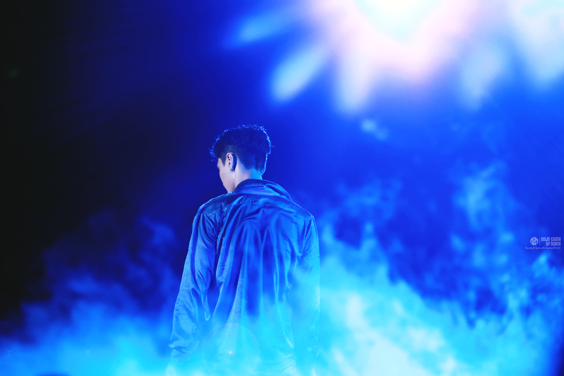 一组来自10号少年的背影杀～ @努力努力再努力x