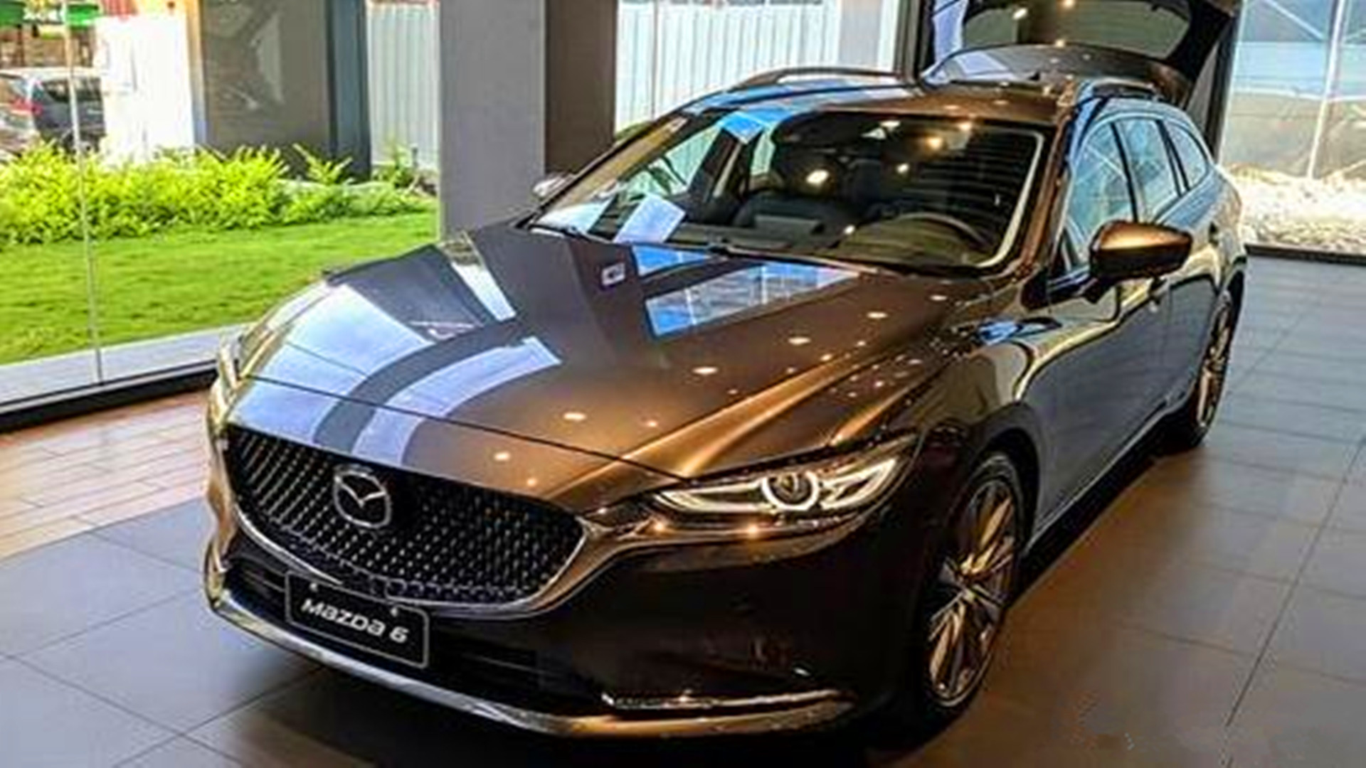 2019款马自达6两厢版,比蔚领漂亮,轴距2750mm