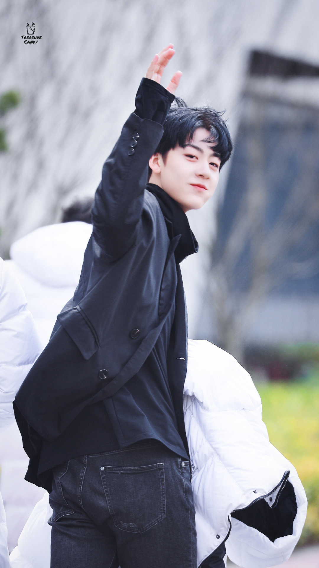 肖凯中任世豪一个超a颜值爆表一个呆萌可爱救救孩子吧