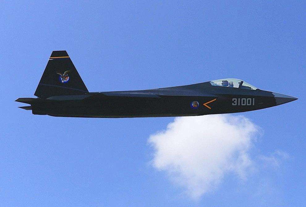 歼31现在怎么样了回头一看新一代战斗机都要研制成功了太坑