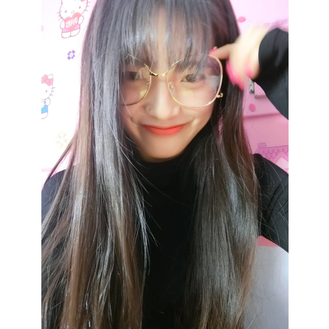 李意涵 身高170 体重98 吉林大学 体育学院 爱好听歌 瑜伽 特长 乒乓