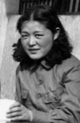 延安第一美女,因一事件离开延安,和大S是亲戚吗?|吴光伟|延安|史沫特莱_新浪新闻