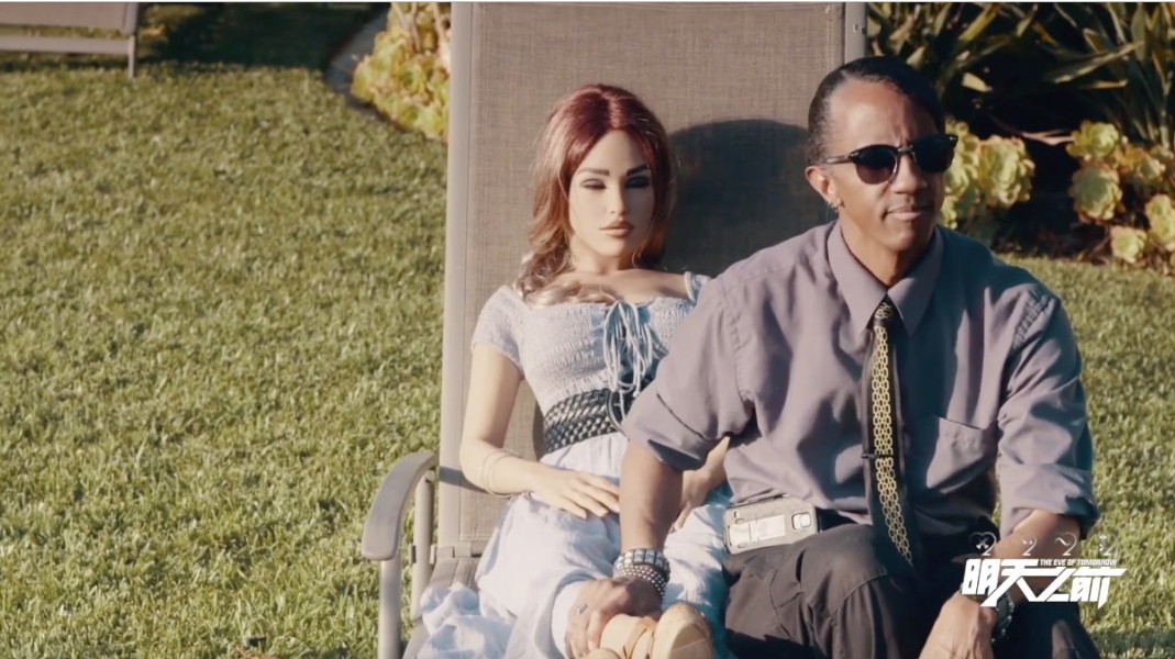 机器人女友、移民、永生?这部纪录片剧透了人