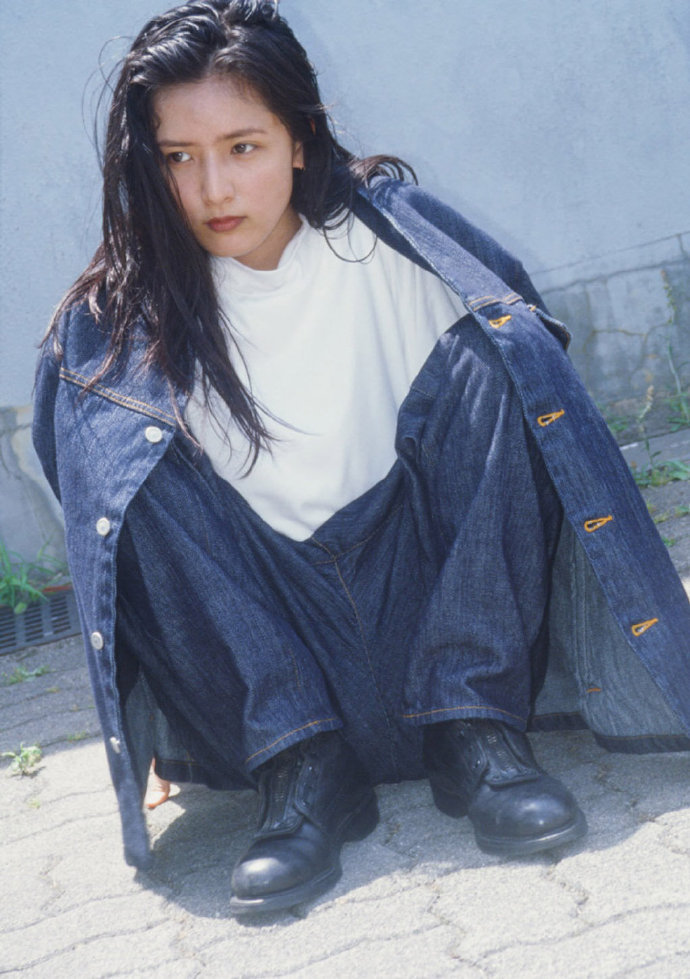 藤井萩花丨roundabout 2019fw_高清图集_新浪网