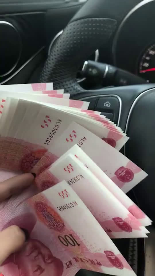 今天去奔驰4S店换发动机,以防漏油,然后莫名其