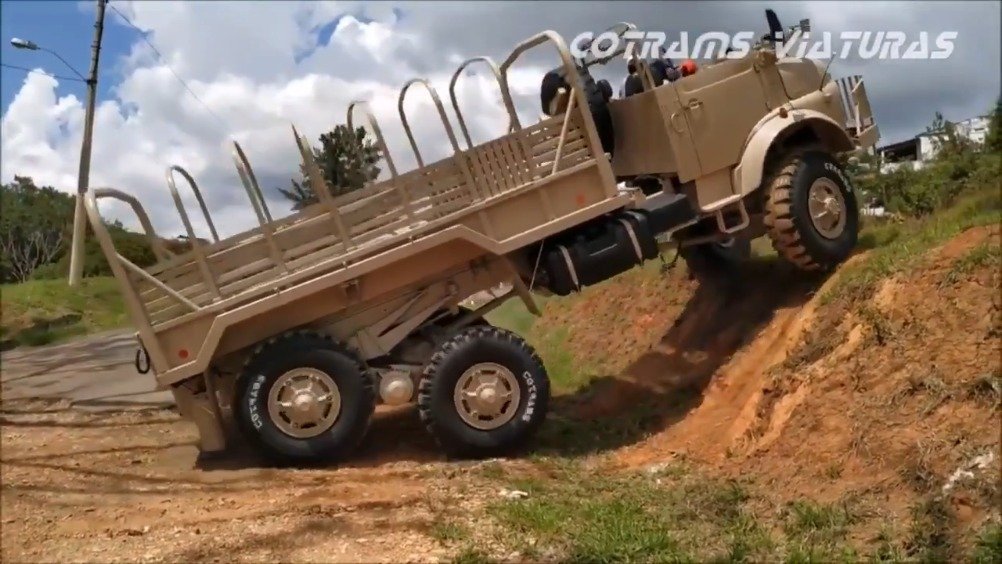 奔驰lg1519越野卡车