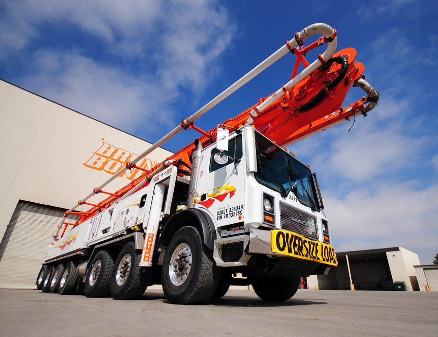 7桥65米,施维英最长臂架泵车,一小时泵送混凝土162m