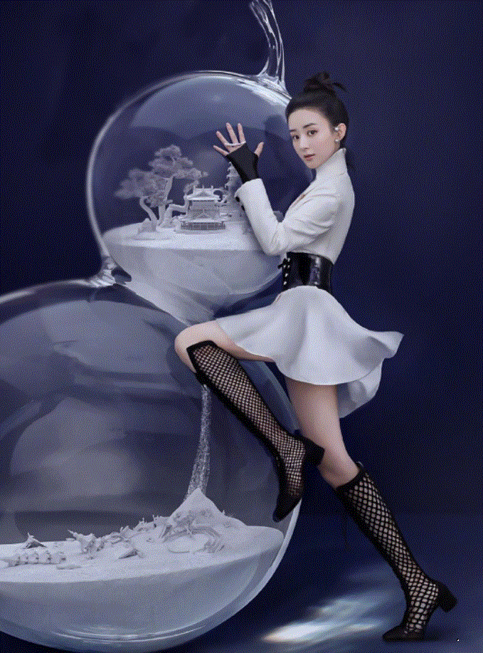 赵丽颖登时尚芭莎封面,穿渔网长靴大秀美腿,实力再现霸气回归!